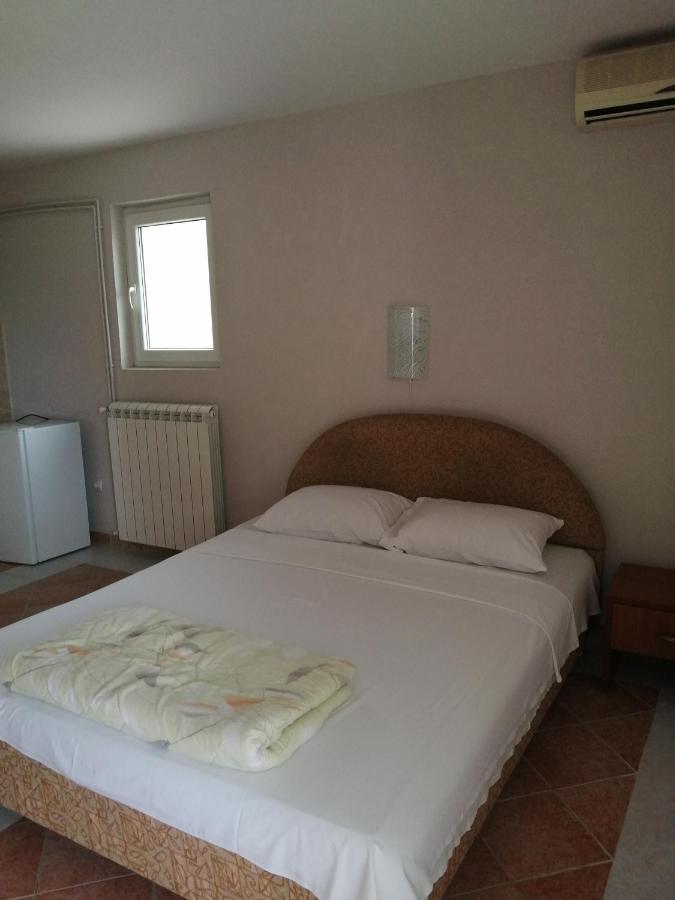 Apartmani In Будва Екстер'єр фото